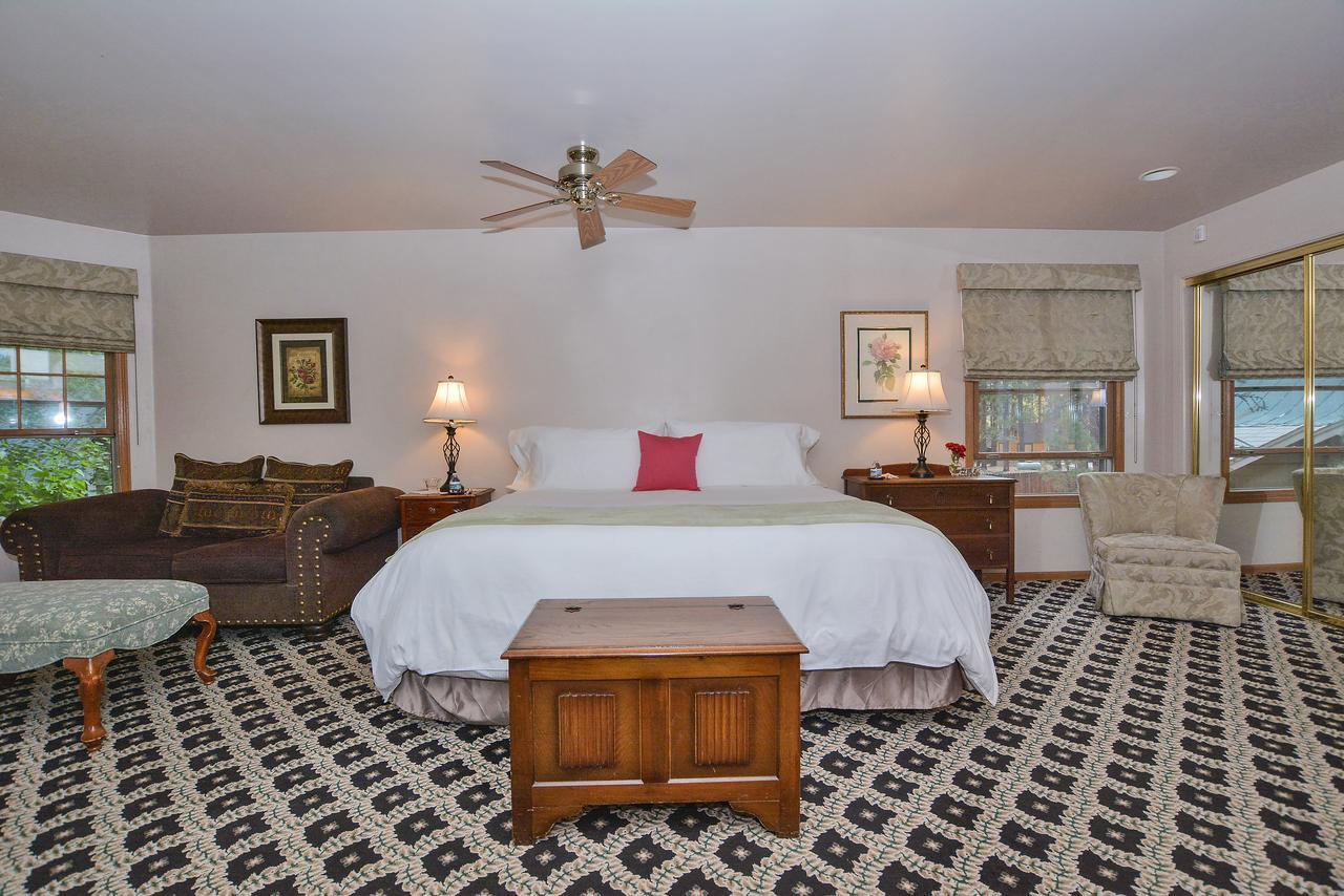 Alpenhorn Bed And Breakfast Big Bear Lake Bagian luar foto