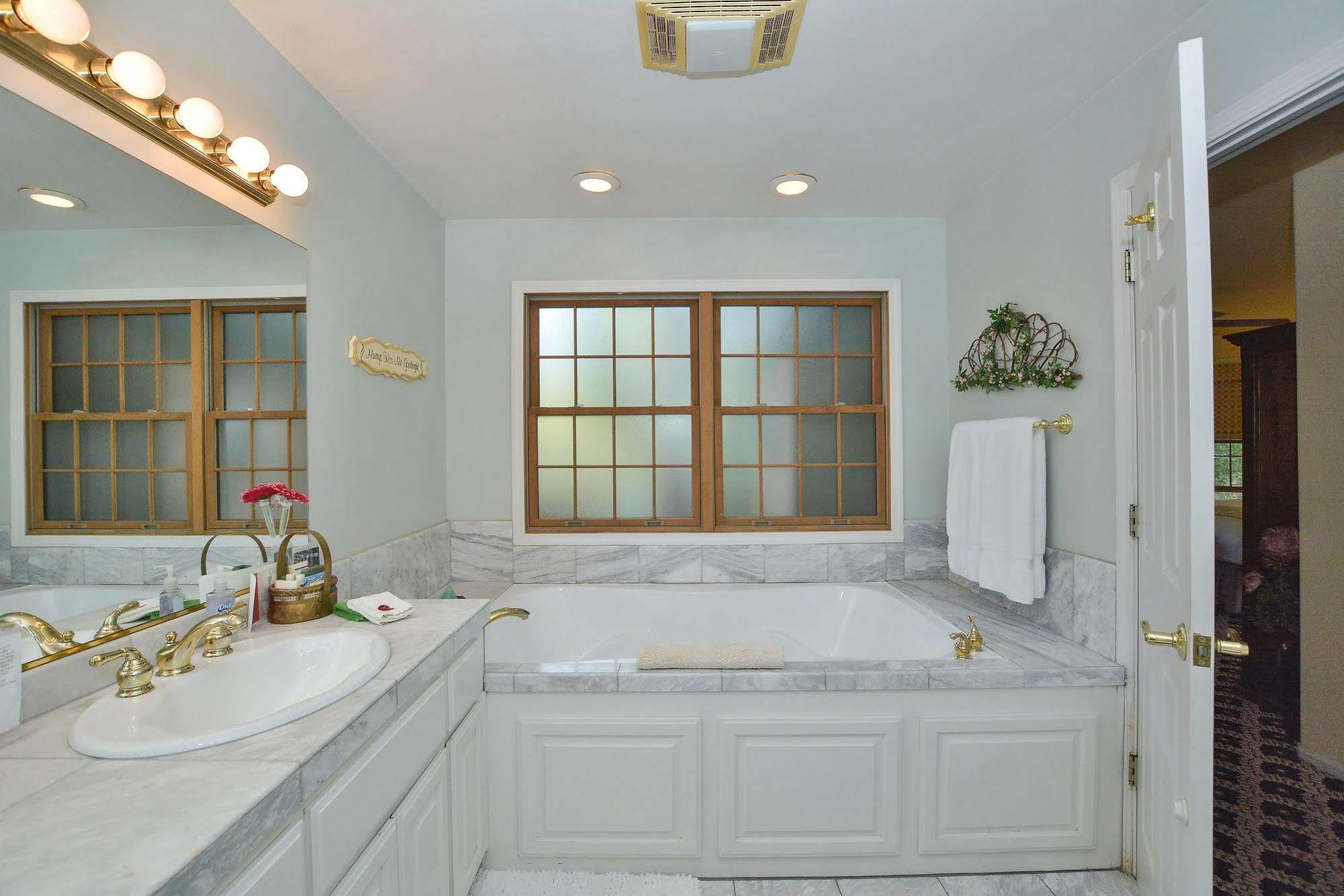 Alpenhorn Bed And Breakfast Big Bear Lake Bagian luar foto